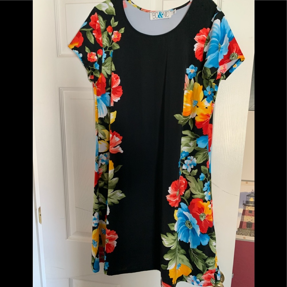 Bo & Nic floral dress NWOT sz L